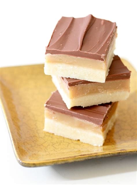 Chocolate Caramel Shortbread Squares recipe | Chefthisup