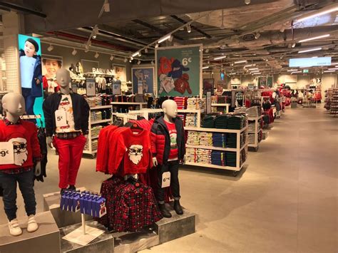 Primark Apre A Torino Viaggio A Le Gru Alla Scoperta Del Primo Punto