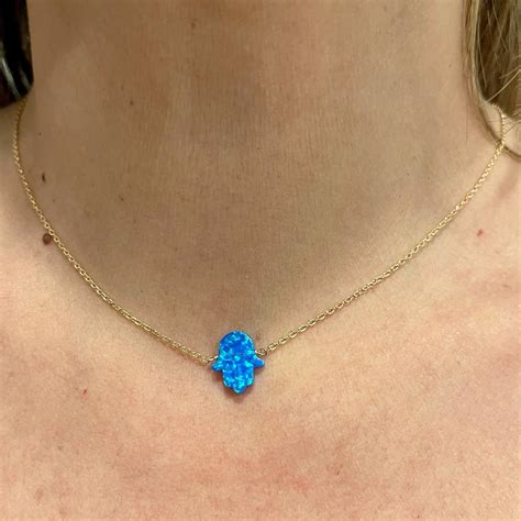 Collier Main pierre bleue et chaine plaqué Or Bazar Suzanne