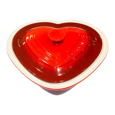 My Sister's Attic | Other Le Creuset Heart Shaped Pot