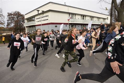 Narodowe Wi To Niepodleg O Ci Odby Si V S Dziszowski Bieg