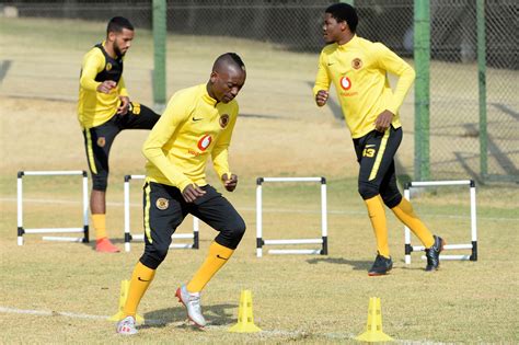 Debate Why Khama Billiat Should Not Think About Leaving Kaizer Chiefs