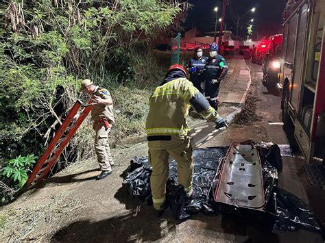 Homem Jogado De Ponte Por Grupo De Pessoas Em Umuarama Diz Pm