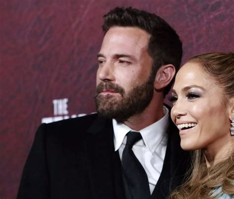 Jennifer Lopez și Ben Affleck prima apariție pe covorul roșu în