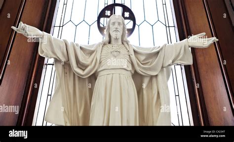 Christ With Outstretched Arms Hi Res Stock Photography And Images Alamy