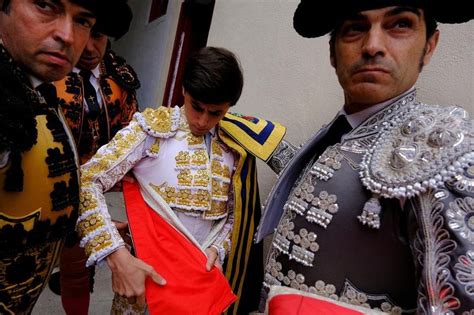 Spain abolishes national bullfighting award in cultural shift | The ...