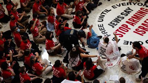 Wave of protests break out in Washington DC ahead of Netanyahu speech