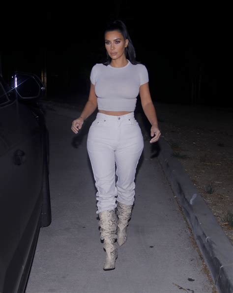 Kim Kardashian Sexy Curves In Out In Los Angeles Hot Celebs Home