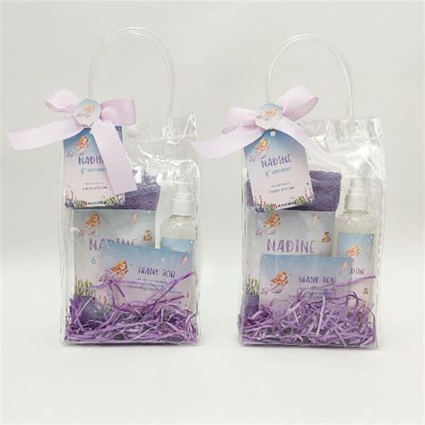 Jual Souvenir Pernikahan Hand Sanitizer Wedding Tunangan Engagement