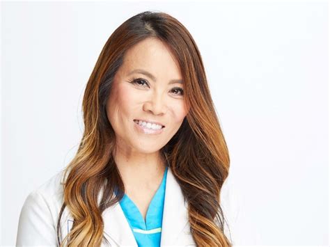 Dr. Pimple Popper: Breaking Out - Release Date, Network, Cast - Parade