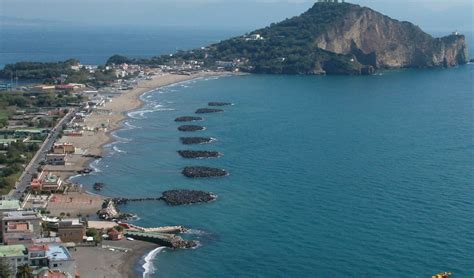 Bacoli beach, Naples, Italy - Ultimate guide (November 2024)