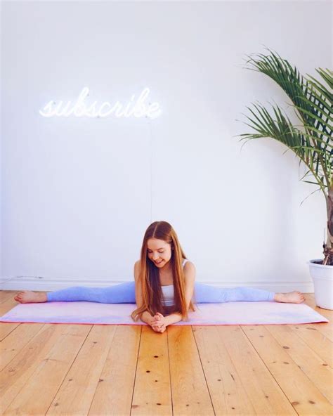 Anna Mcnulty On Instagram Can You Do The Middle Splits 💜 Follow