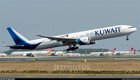 K Aod Boeing Er Kuwait Airways Alp Akbostanci Jetphotos