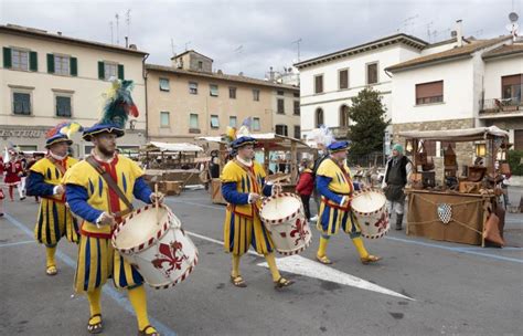 Montaperti A D La Rievocazione Della Pace Di Castelfiorentino