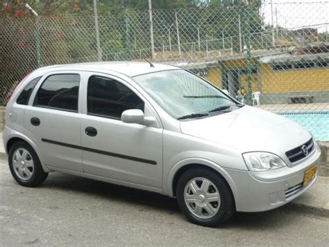 Chevrolet Corsa Hatchback - reviews, prices, ratings with various photos