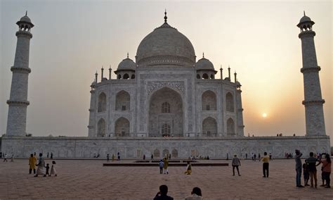 Hindu extremists target Muslim sites in India — even Taj Mahal - World ...