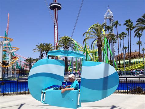 Knotts Berry Farm Debuts Expanded Boardwalk Section Amusement Today