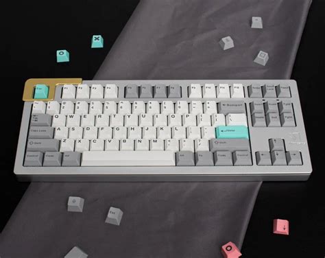 GMK Modern Dolch Light Clone Keycap Set ABS DOUBLESHOT Cherry Profile