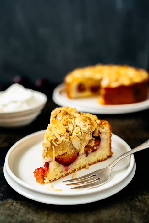 Streusel Zwetschgenkuchen Mit Quark L Teig Colors Of Food