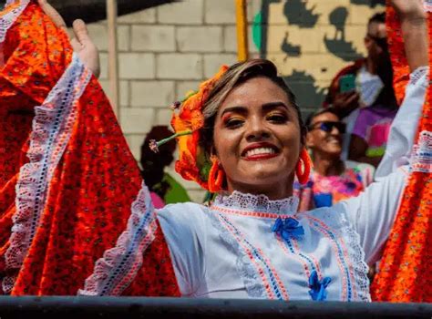 A Rica Cultura Da Colômbia Mil Voos