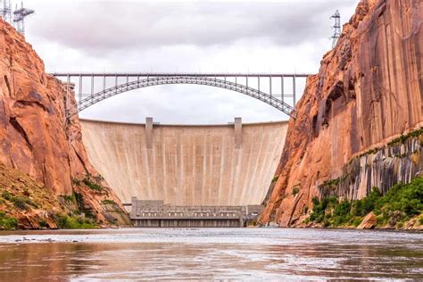 Glen Canyon Dam Overlook Tour Hours Admission Fee And Directions