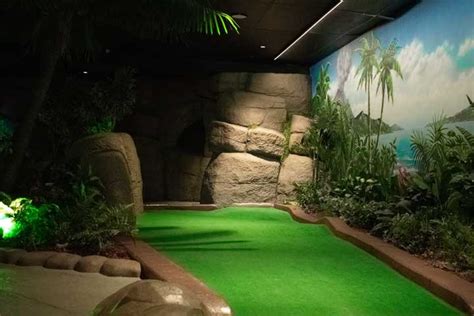 Mini Golf – Scandia Golf and Games