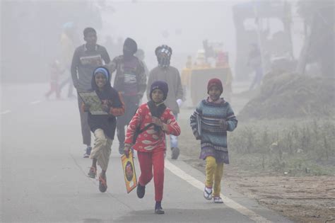 Weather Update West Bengal দক্ষিণবঙ্গে হু হু করে বাড়বে শীত আগামী ৫