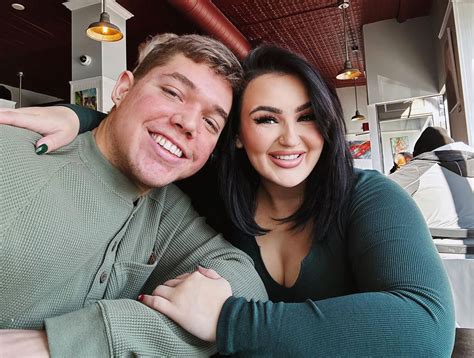 Mikayla Nogueira: 5 Things to Know About the Beauty Influencer | Us Weekly