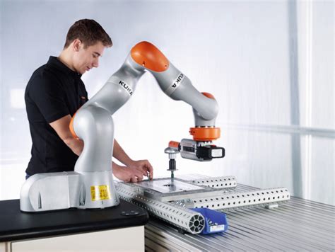 KUKA | Flex-Line Automation