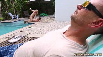 la hijastra del camarada esclava sexual y en la ley Él sabe lo que está haciendo XVIDEOS