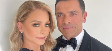 Kelly Ripa In Bikini Stuns As Husbands View For 23 Years