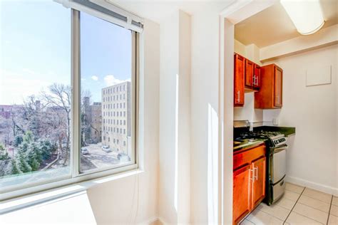 Woodley Road Living Room Windows Kitchen Washington Dc Apartment