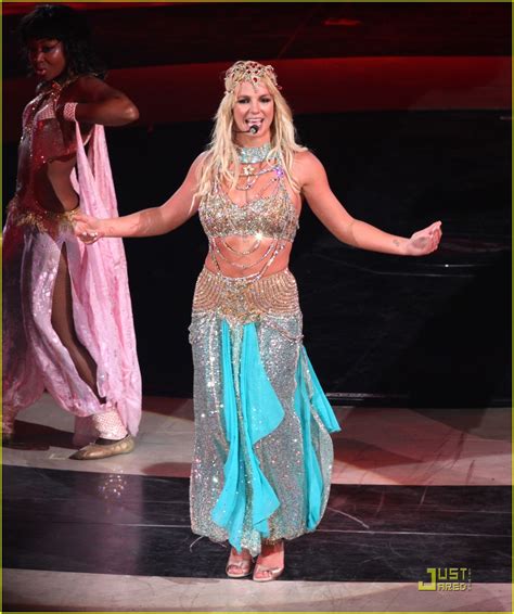 Britney Spears Brings Her Circus To NYC Photo 2157652 Britney Spears