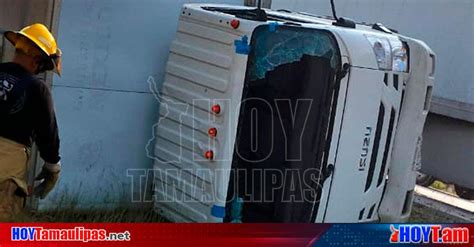 Hoy Tamaulipas Tamaulipas Conductor Y Copiloto Se Salvan Tras