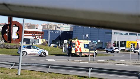 El Conductor De Un Patinete Herido En Un Accidente Con Un Turismo En La