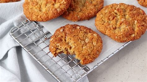 How To Make Anzac Biscuits Youtube