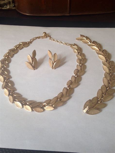 Trifari Brushed Gold Tone Leaves Necklace Bracelet And Earrings Set By