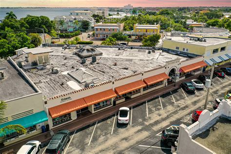 31 SW Osceola St, Stuart, FL 34994 | Crexi.com