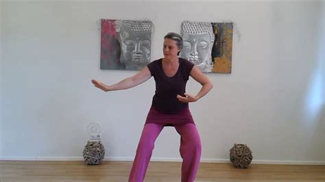 Christina Hamann KUAN YIN QIGONG Nach Meister Li Jun Feng YouTube