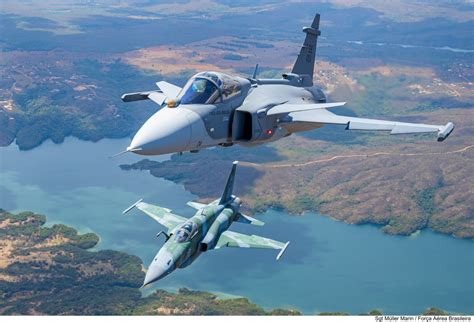 Mais dois caças F 39 Gripen da FAB chegam em dezembro Poder Aéreo