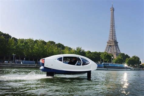 SeaBubbles le taxi volant électrique en test sur la Seine