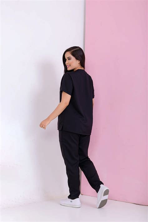 Conjunto Scrub Basic Preto Mayroca Scrubs