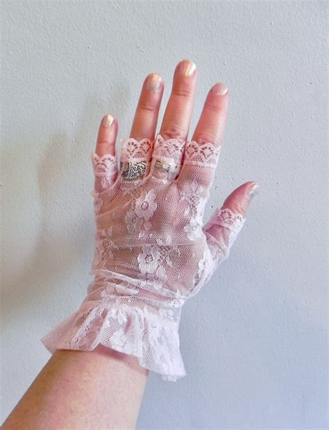 Vintage Fingerless Pink Lace Gloves Dead Stock Glove Gem