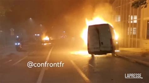 Francia Notte Di Scontri E Disordini A Marsiglia LaPresse