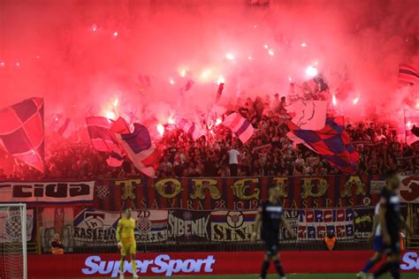 Evo U Ijem Dru Tvu Marko Livaja Gleda Utakmicu Hajduka Pogledajte