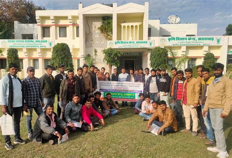 झालावाड़ में कृषि प्रशिक्षण कार्यक्रम का आयोजन, युवा किसानों ने सीखे