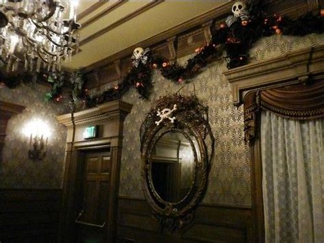 Disneyland Nightmare Before Christmas Haunted Mansion Haunted Mansion