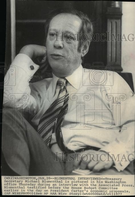 1977 Press Photo Treasury Secretary Michael Blumenthal In His Washingt