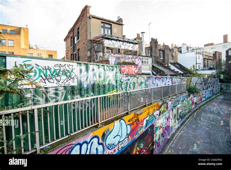 Banksy tunnel Fotos und Bildmaterial in hoher Auflösung Alamy