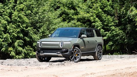 2022 Rivian R1s First Drive Review Third Row First Class Trendradars